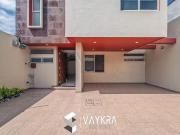 Casa Moderna en Venta Las Reynas de Irapuato 280m2