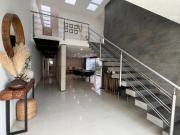Casa Moderna en venta Querétaro. Álamos. Super céntrico...