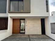 Casa moderna, funcional en Cañadas del Bosque, 3...