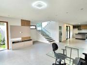 Casa moderna nova no km 23 da Raposo Tavares Granja Viana