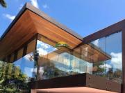 Casa moderna para venda no Condomínio Retiro do Chalé
