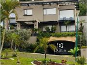 Casa Moderna, Semi Nueva en Residencial del Lago Xalapa