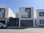 Casa moderna y amplia en Renta en Reserva Poniente, Mexicali