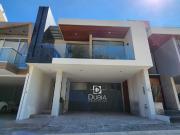 Casa Moderna y de Lujo en venta, en Xalapa zona Monte...
