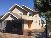 Casa Moderna y Tranquila en Colina, 4D/3B, 2 E