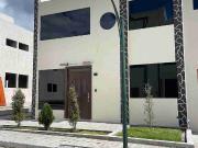 CASA MODERNO A ESTRENAR, AMBATO HUACHI SAN FRANCISCO