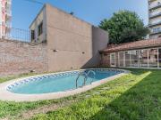 Casa Moron Sur 4 o 5 Amb/Parque/Quincho/Pileta/2Cocheras