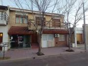Casa multialquiler sobre Córdoba 662