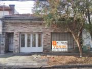 CASA MULTIFAMILIAR A RECICLAR