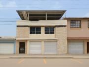 Casa multifamiliar con local comercial en Machala Casa multifamiliar con local comercial en Machala