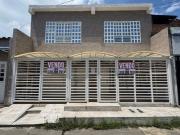 Casa multifamiliar con local en venta Barrio Obrero...