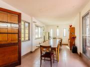 Casa multifamiliar en venta de 6 ambientes con Patio,...