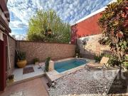 Casa muy amplia en Barrio Lomas de San Martin