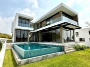 CASA MUY AMPLIA EN FRACC. LOMAS DE COCOYOC