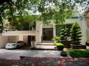 Casa muy amplia en venta, fraccionamiento Puerta de...