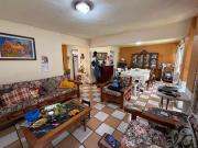 Casa muy bien ubicada a 2 cuadras de Domingo diez