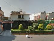 Casa muy grande en Reforma Iztaccihuatl Remate Bancario