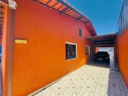 Casa na praia com 4 quartos e piscina em Itanhaém