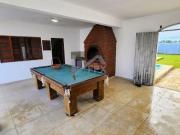 Casa na praia com 5 quartos e piscina em Itanhaém