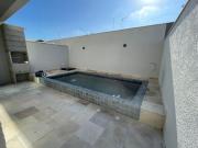 Casa na praia com piscina e área gourmet em Itanhaém