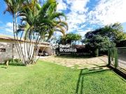 Casa na quadra 12 do Parkway!