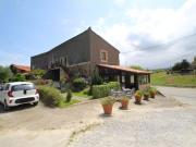 CASA, NEGOCIO Y VARIAS DEPENDENCIAS EN SIERRA RUILOBA