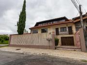 Casa no Bacacheri com 231m2, 4 quartos, 1 suíte, 3 vagas...