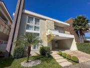 Casa no Bacacheri em condominio fechado com 4...