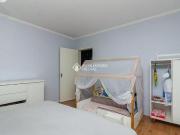 Casa no bairro Jardim Floresta, junto à Av. Sertório