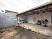 Casa no Bairro Sao Marcos, Geminada, possuindo 2...