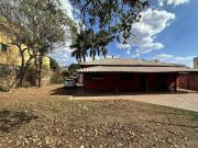 Casa no bairro Tropical com ótima localiação