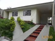 Casa no Campina Do Siqueira de 230 m² com 3 quartos