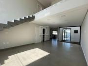 CASA NO CONDOMÍNIO CAMPOS DO CONDE