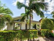 Casa no Condomínio Cantegril, Viamão, com 4 dormitórios,... Casa no Condomínio Cantegril, Viamão, com 4 dormitórios,...