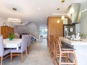 Casa no condomínio CONDOMÍNIO PREMIERE para venda com 4... Casa no condomínio CONDOMÍNIO PREMIERE para venda com 4...