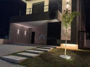 Casa no Condomínio Fogaça com 3 dormitórios à venda, 204...