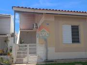 Casa no condomínio Jangada com 3 quartos