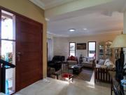Casa no condomínio Jardim Amanda para venda com 3...