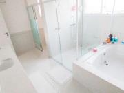 Casa no Condomínio Lorian Boulevard com Elevador 04...