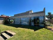 Casa no Condomínio Ouro Vermelho II aceita financiamento...