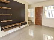 Casa no condomínio Residencial Pedro para venda com 2...