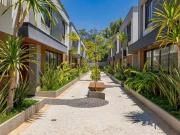 Casa no condomínio Venezia para venda com 4 quartos,...