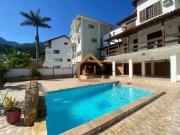 Casa no condomínio Vilarejo com 4 quartos 2 suítes •...