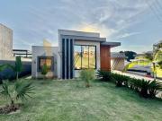 Casa no declive à venda no Condomínio Terras de Santa...