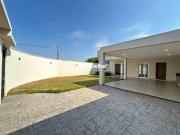 Casa no Dona Margarida com 03 dormitórios sendo uma...