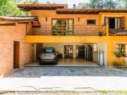Casa no Ecoville ARYA 1