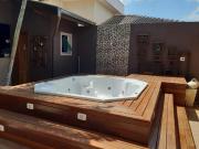 Casa no estilo sobrado a venda no Condomínio Vivendas do...