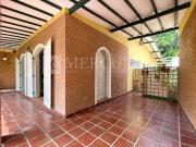 Casa no Guarujá, Condomínio Fechado, 3 Quartos, Sala com...