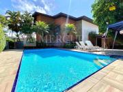 Casa no Guarujá, Enseada, com Piscina e 4 Suítes