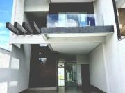 Casa no Jardim América 3 suítes, 169m2, porcelanato,...